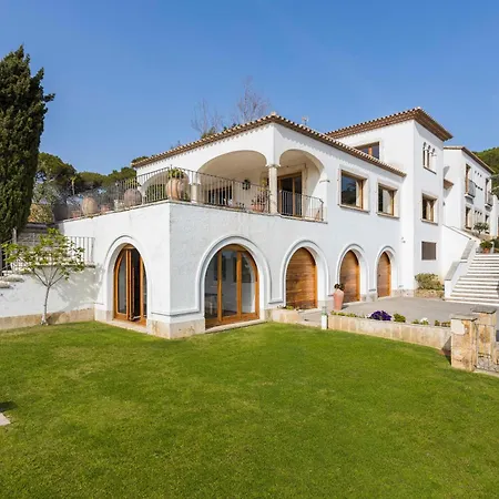 Villa Maricel
